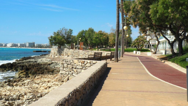 Cycle lane