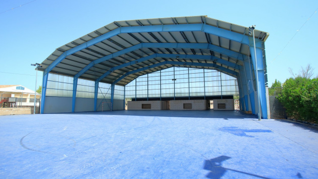 Semi-covered sports centre of Son Carrió